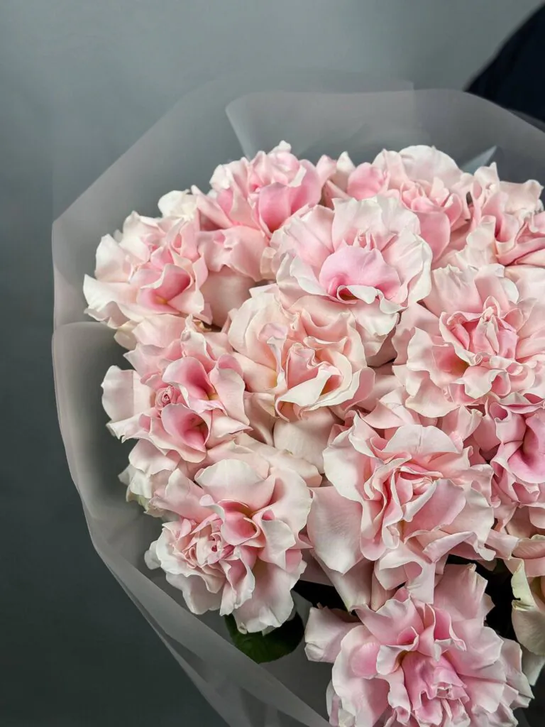 Монобукет из французских роз "Pink Mondial"