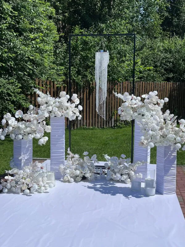 Свадьба в отеле «Премьер» — белые орхидеи, оформление G Flowers — фото 9
